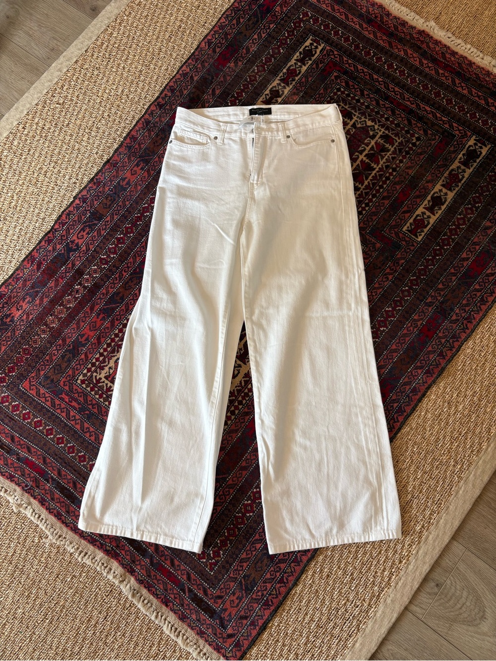 Banana Republic White Wide-Leg Jeans.NWT
